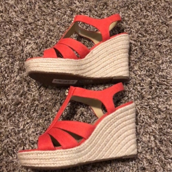 Michael Kors Berkley Platform Wedge Sandal - Picture 3 of 8